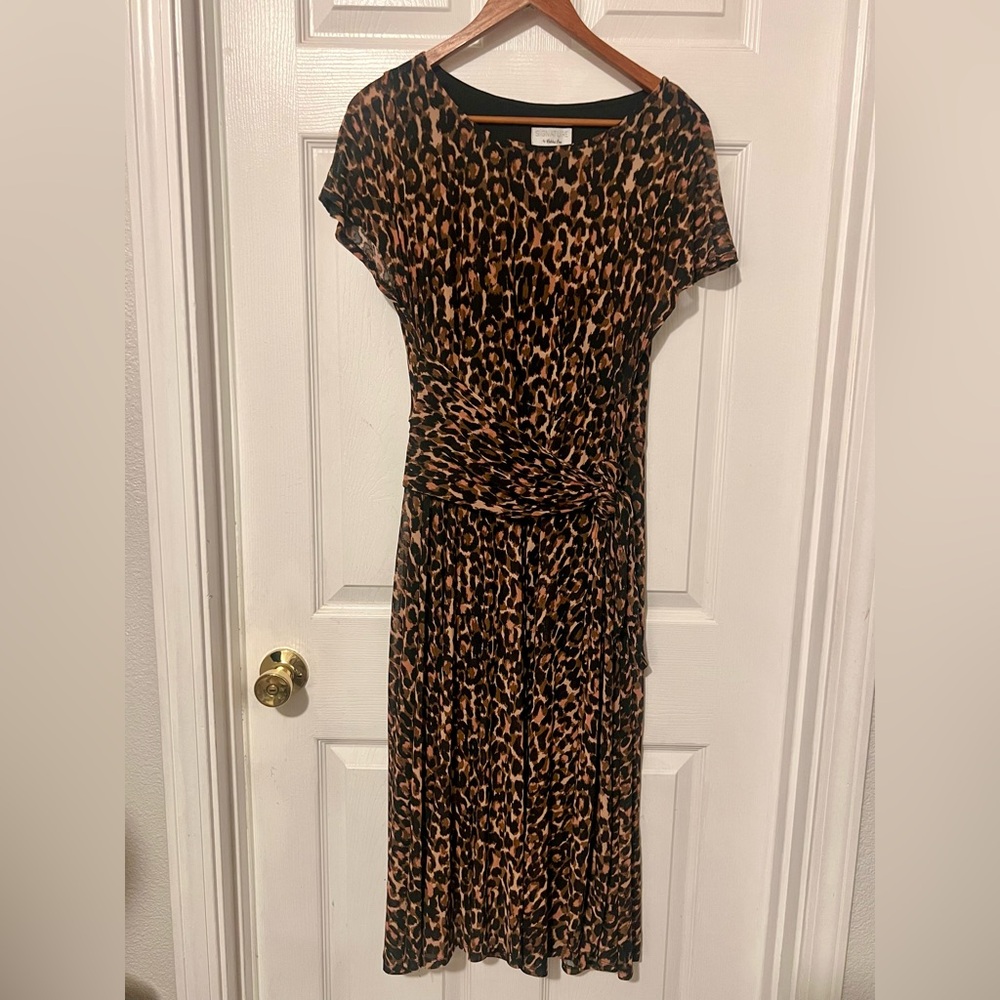 Signature by Robbie Bee Leopard Print Midi Dress - Picture 3 of 5